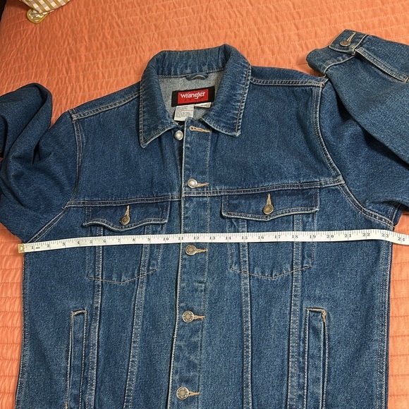 VTG Wrangler Hero Blue Denim Jacket, Custom moose hooves embroidered patch sz M - Picture 13 of 15